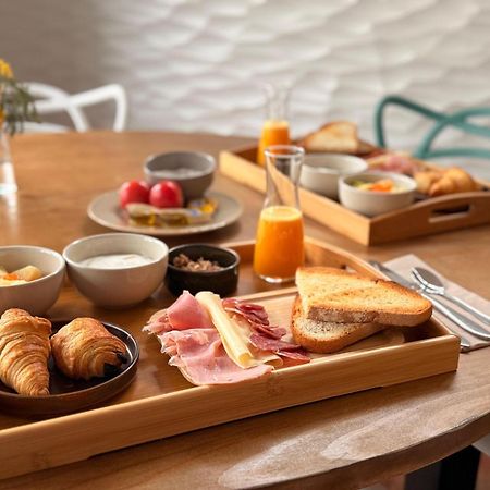 La Fonda Bed & Breakfast Кадакес Екстериор снимка