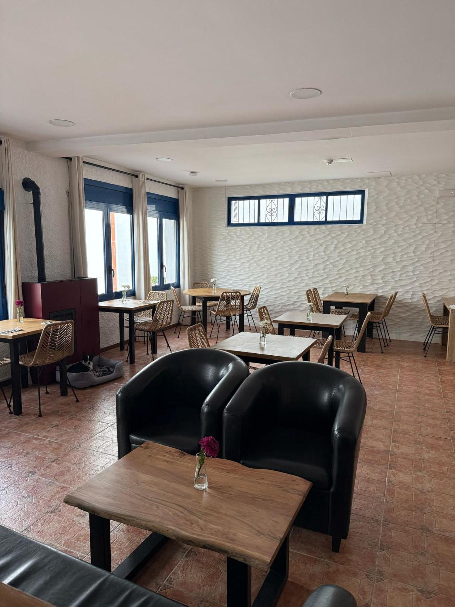 La Fonda Bed & Breakfast Кадакес Екстериор снимка